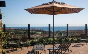 Ritz Pointe Paradise!